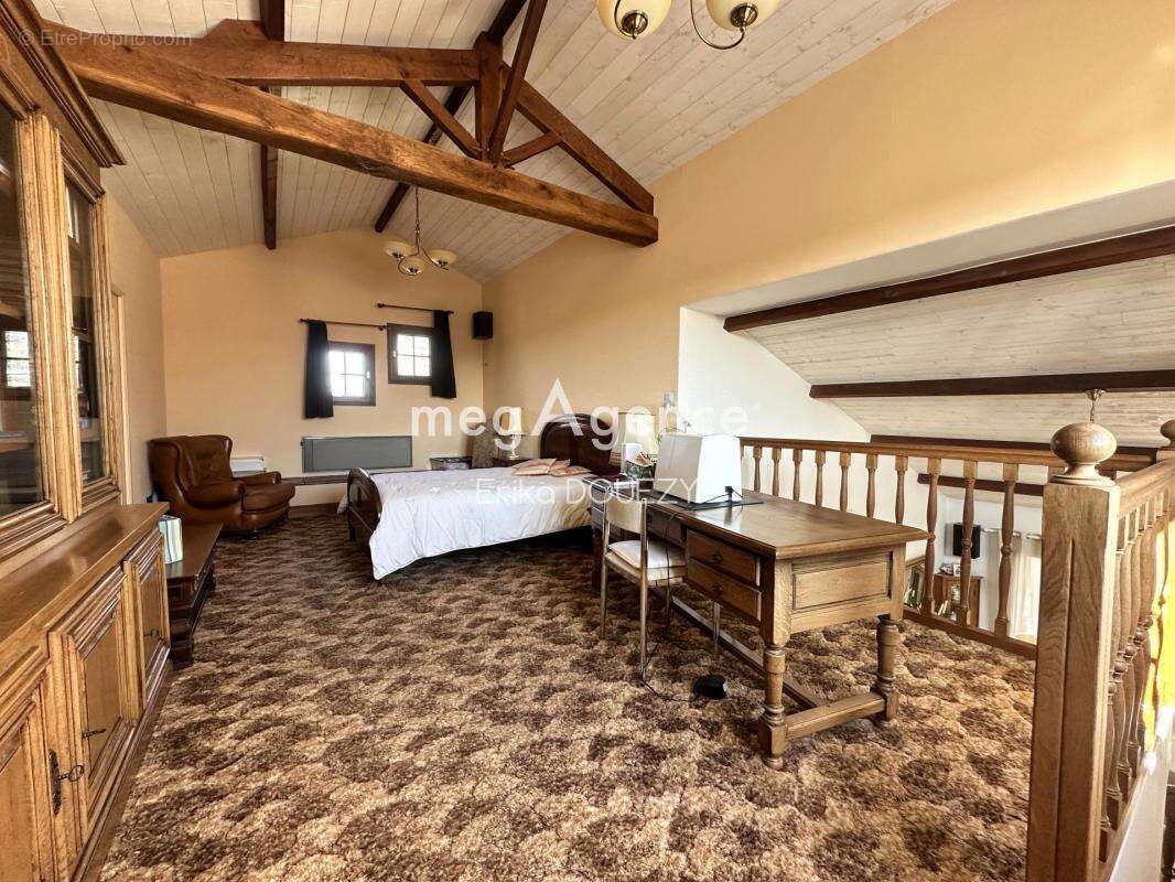 Maison à MAULEVRIER