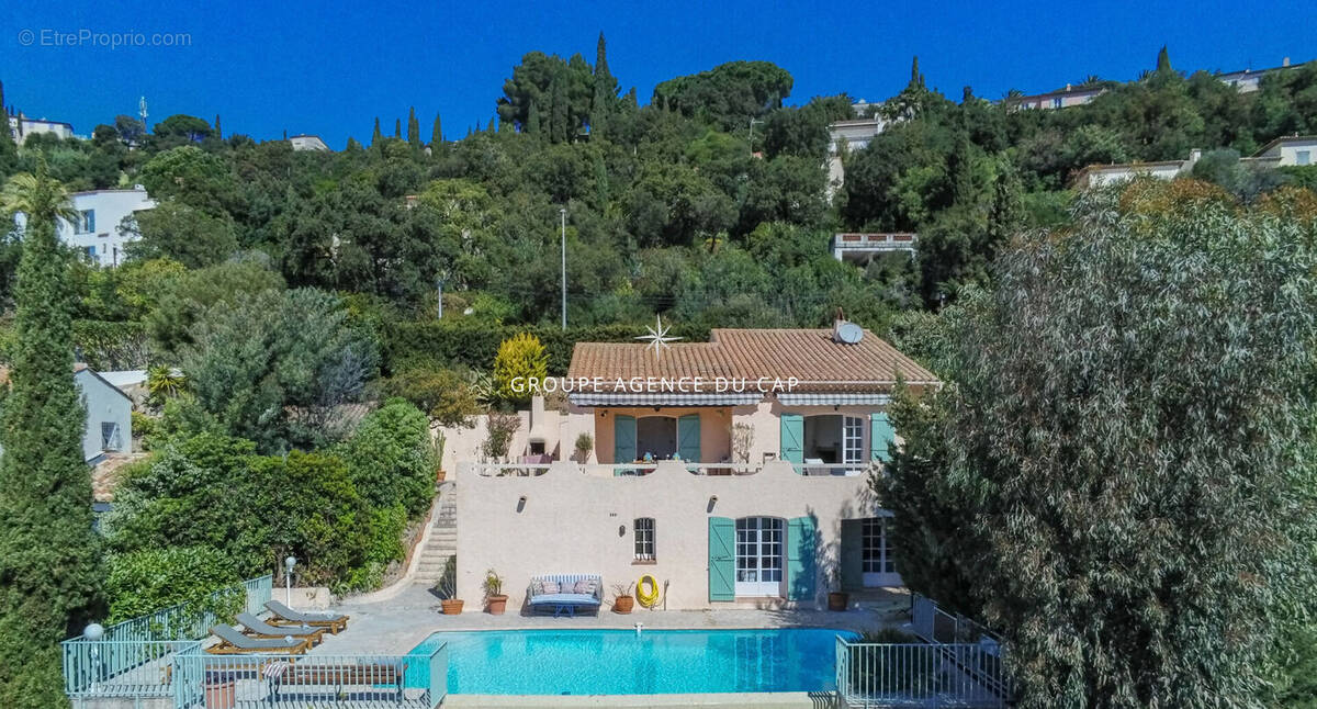 Maison à LES ISSAMBRES