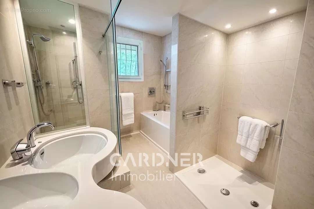 Maison à MARSEILLE-11E