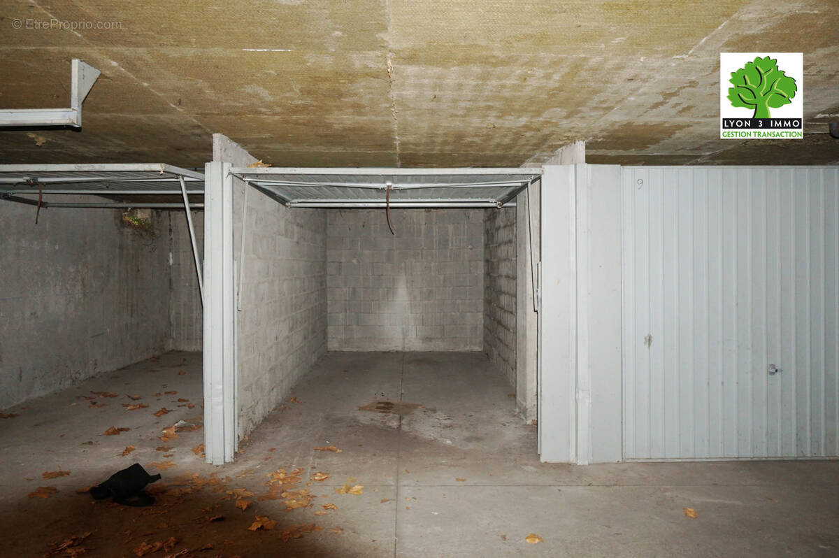 Parking à LYON-3E