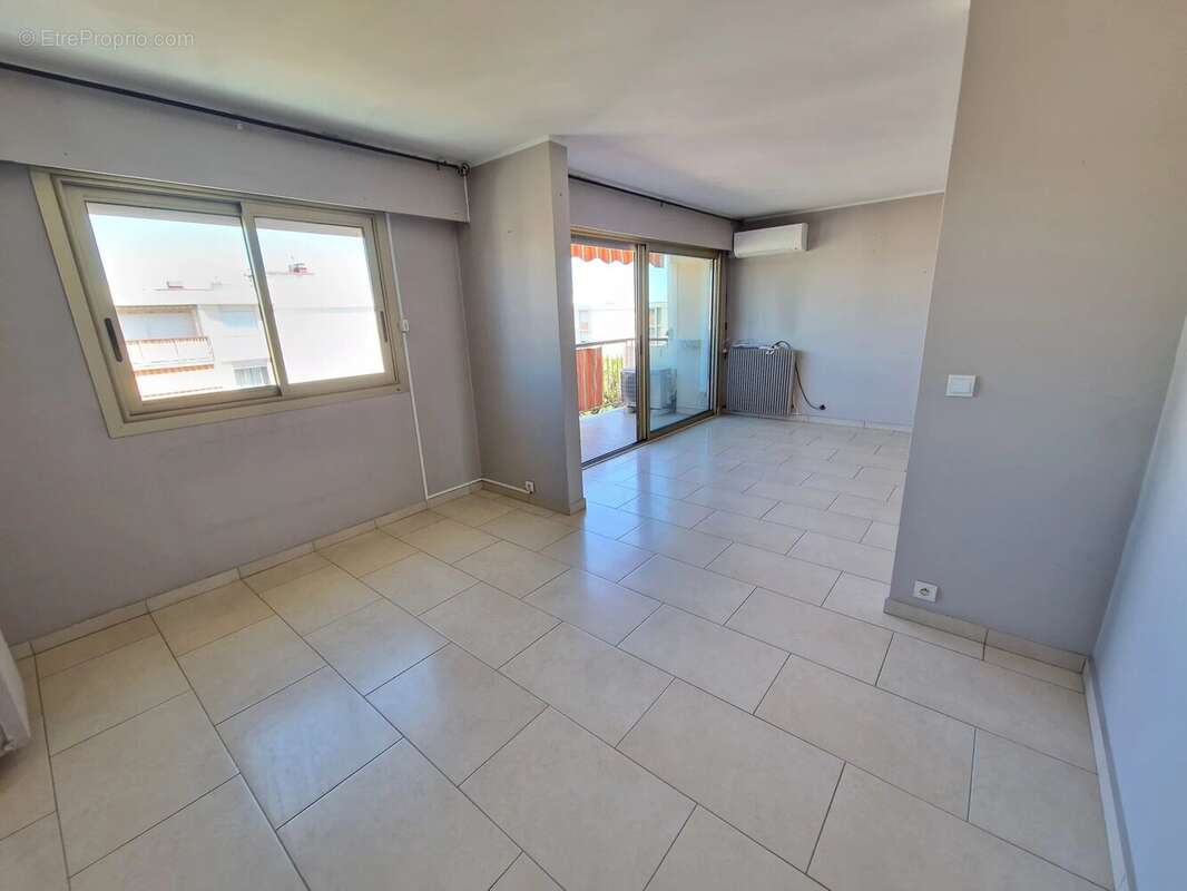 Appartement à CAGNES-SUR-MER