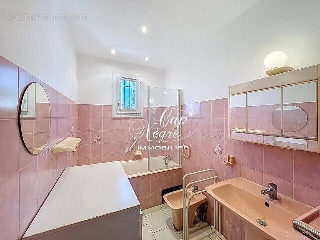 Villa à rénover avec piscine & garage à vendre aux arcs - photo 18