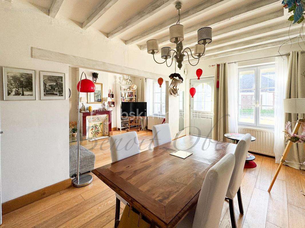 Maison à JOUY-SUR-MORIN