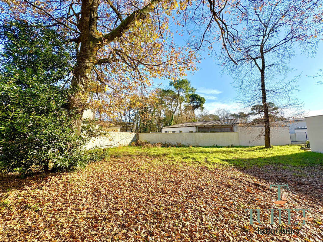 Terrain à LA TREMBLADE