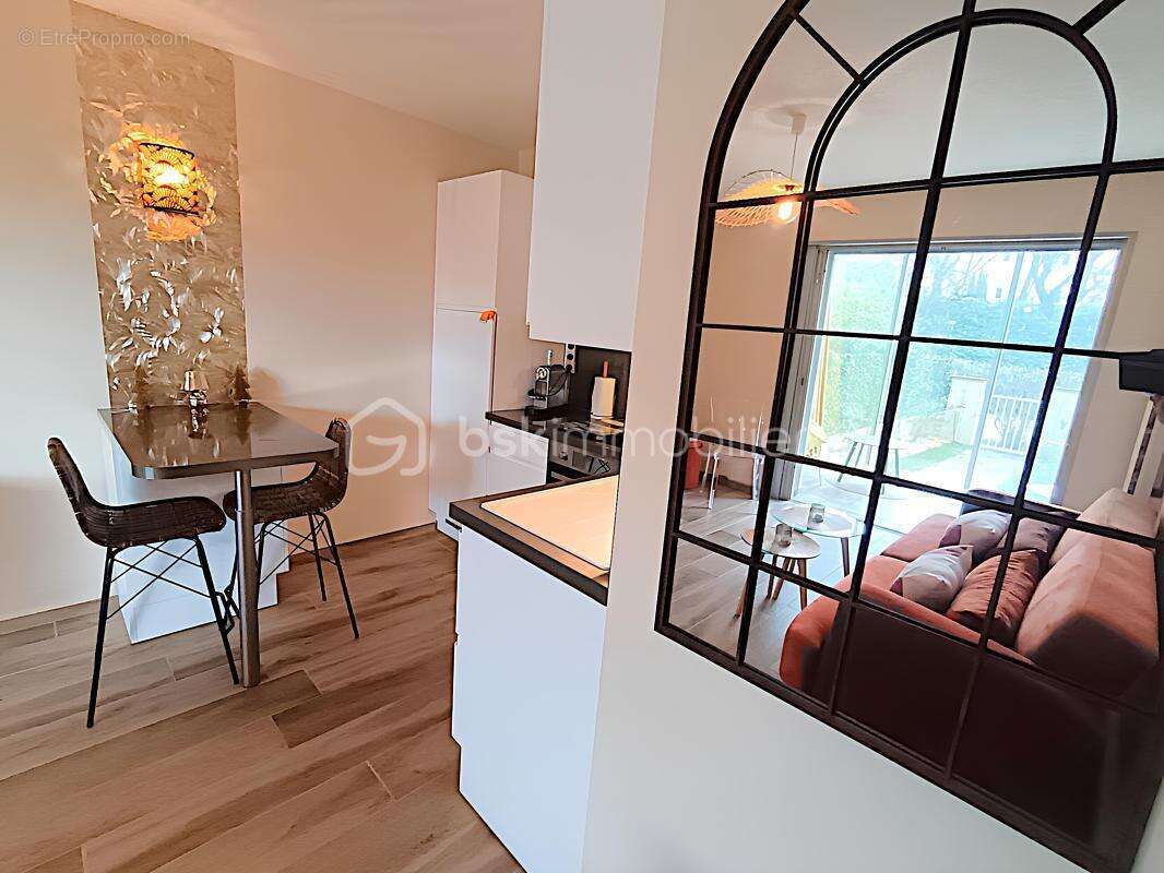 Appartement à SANARY-SUR-MER