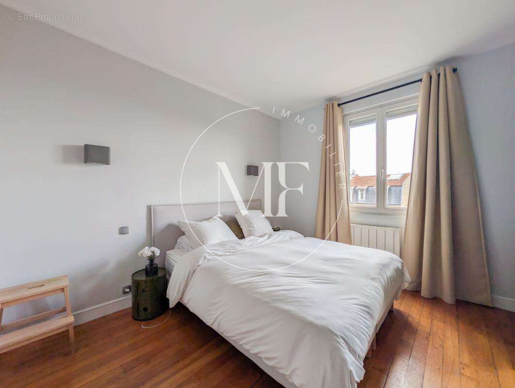 Appartement à SURESNES