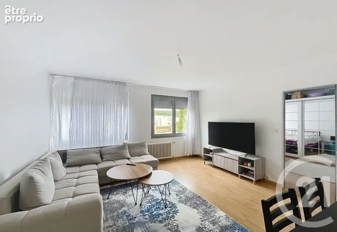 Appartement à CHENOVE