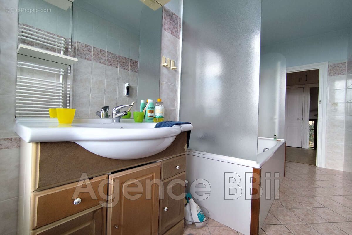 Maison à CHAUFFAILLES