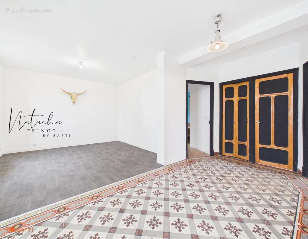 Photo 5 - Maison à REYNIES