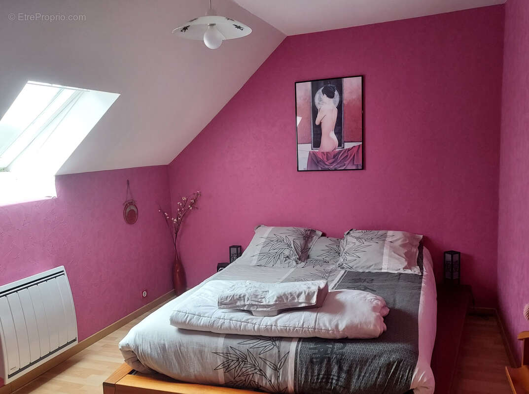 Maison à NESLES-LA-VALLEE