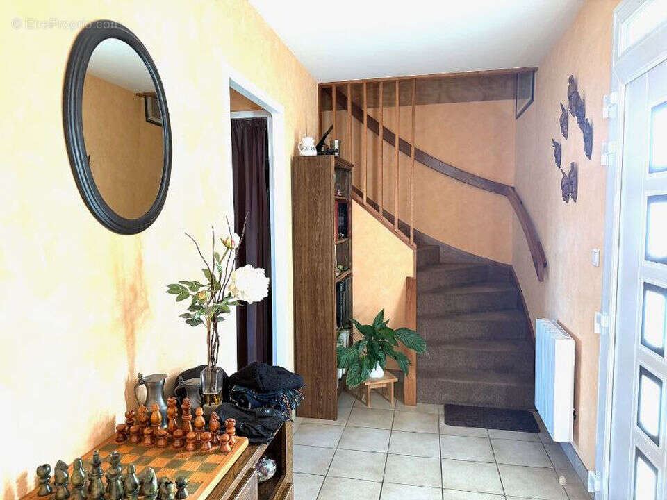 Maison à EQUEURDREVILLE-HAINNEVILLE