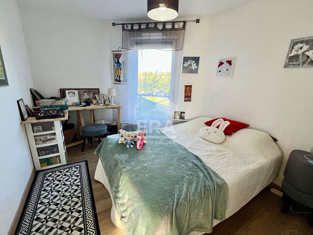 Appartement à AUREILHAN