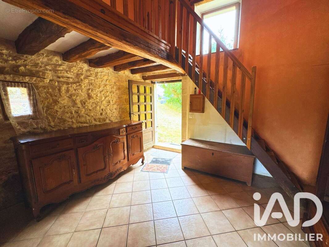 Maison 143 m² à Perroy  - photo 5