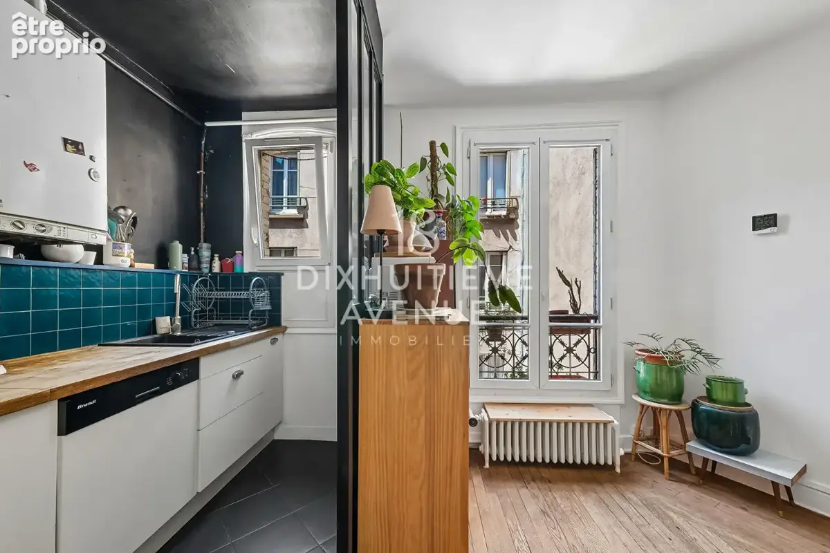 Appartement à PARIS-18E