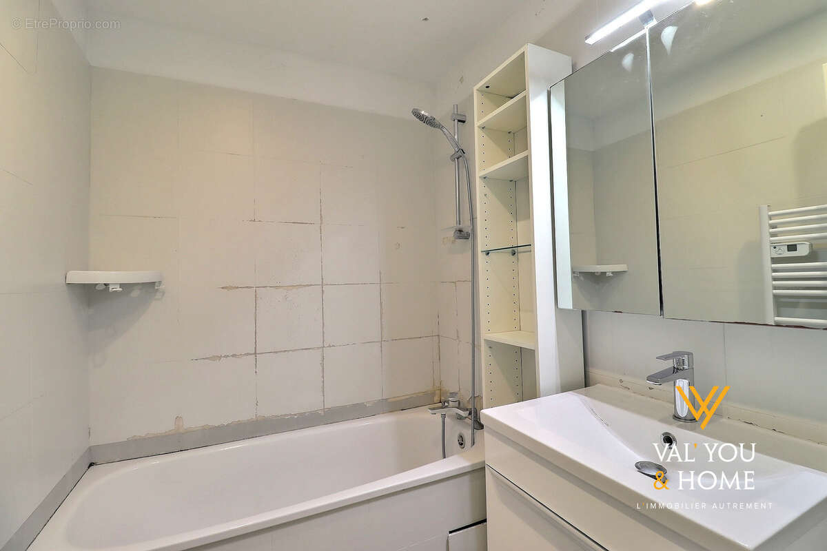 Appartement T4 90 m2 3 chambres 5ème Etage/6 avec ascenseur / Cave / Garage fermé - photo 11