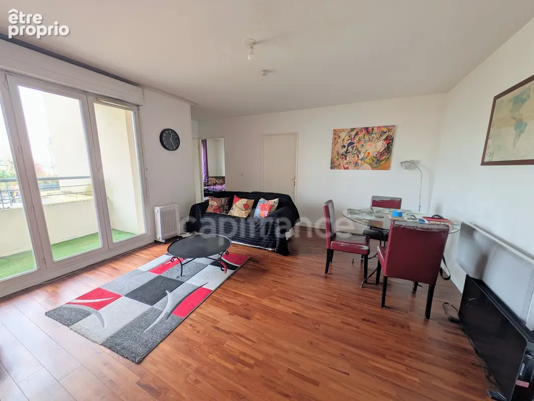 Appartement à CORBEIL-ESSONNES