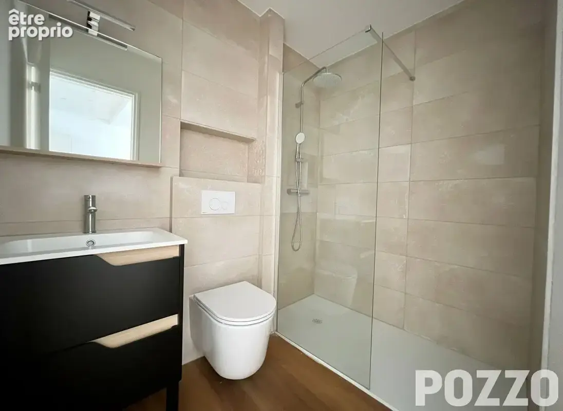 A Vendre Bel Appartement T2 à  Bayeux  (14400) idéalement situé en plein centre - photo 4