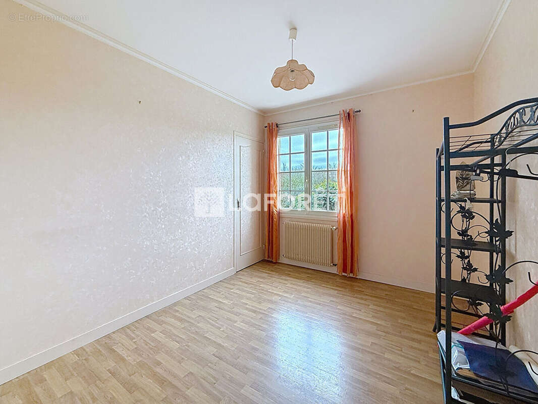 Maison à DOUE-LA-FONTAINE