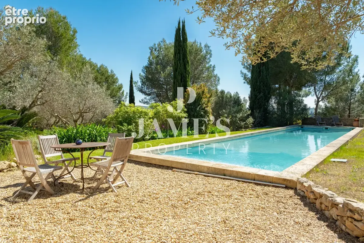 Maison 5 pièces 250 m² à vendre à Mouries (13890) - photo 2