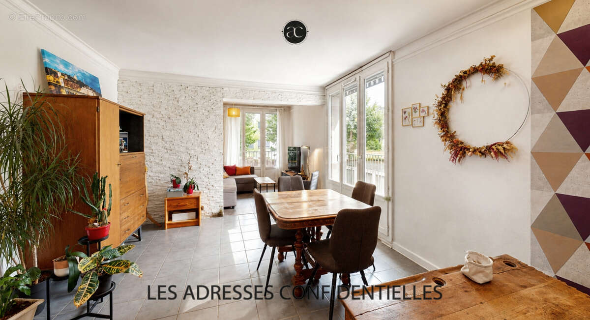 Tassin-la-Demi-Lune   Appartement 3 pièces de 72 m2   Garage inclus - photo 7