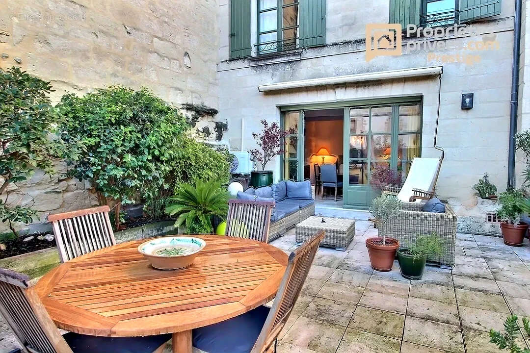 Appartement à UZES
