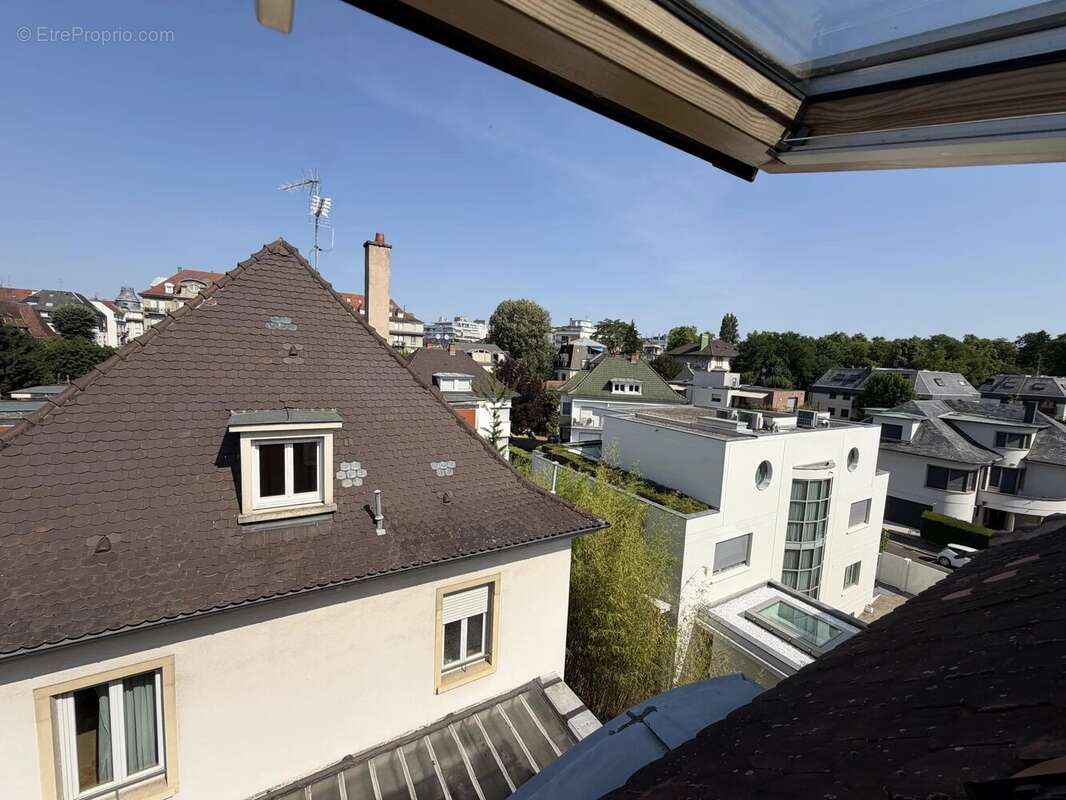 Orangerie: 3 pièces sans ascenseur, climatisation, place de parking - photo 23