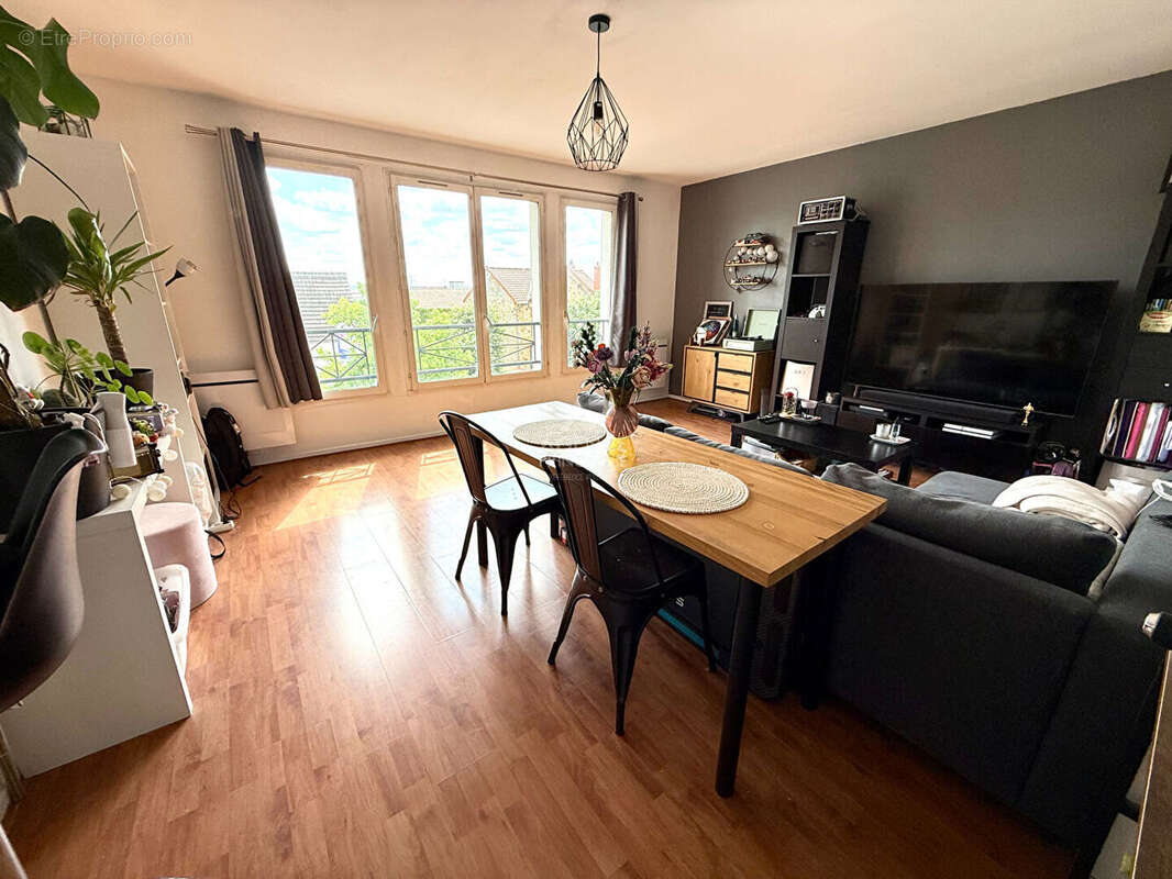 Appartement à CARRIERES-SOUS-POISSY