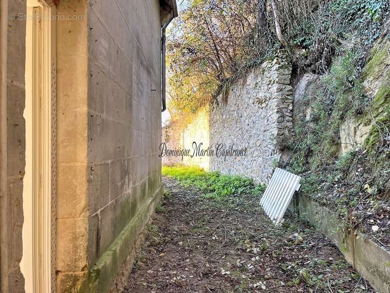 SAINT PATERNE RACAN (37) Nouveau prix ! Maison de 59m²- jardin- parking couvert - photo 7
