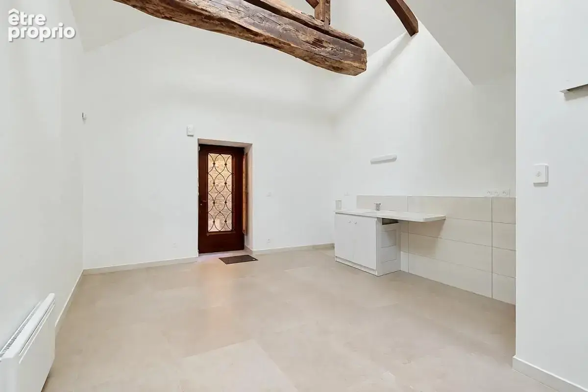 Appartement en hyper centre de Segré dans une rue calme - photo 2