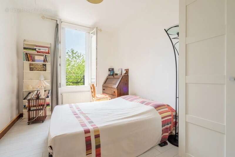 Maison à vendre 9 pièces AUBERVILLIERS (93) - photo 10