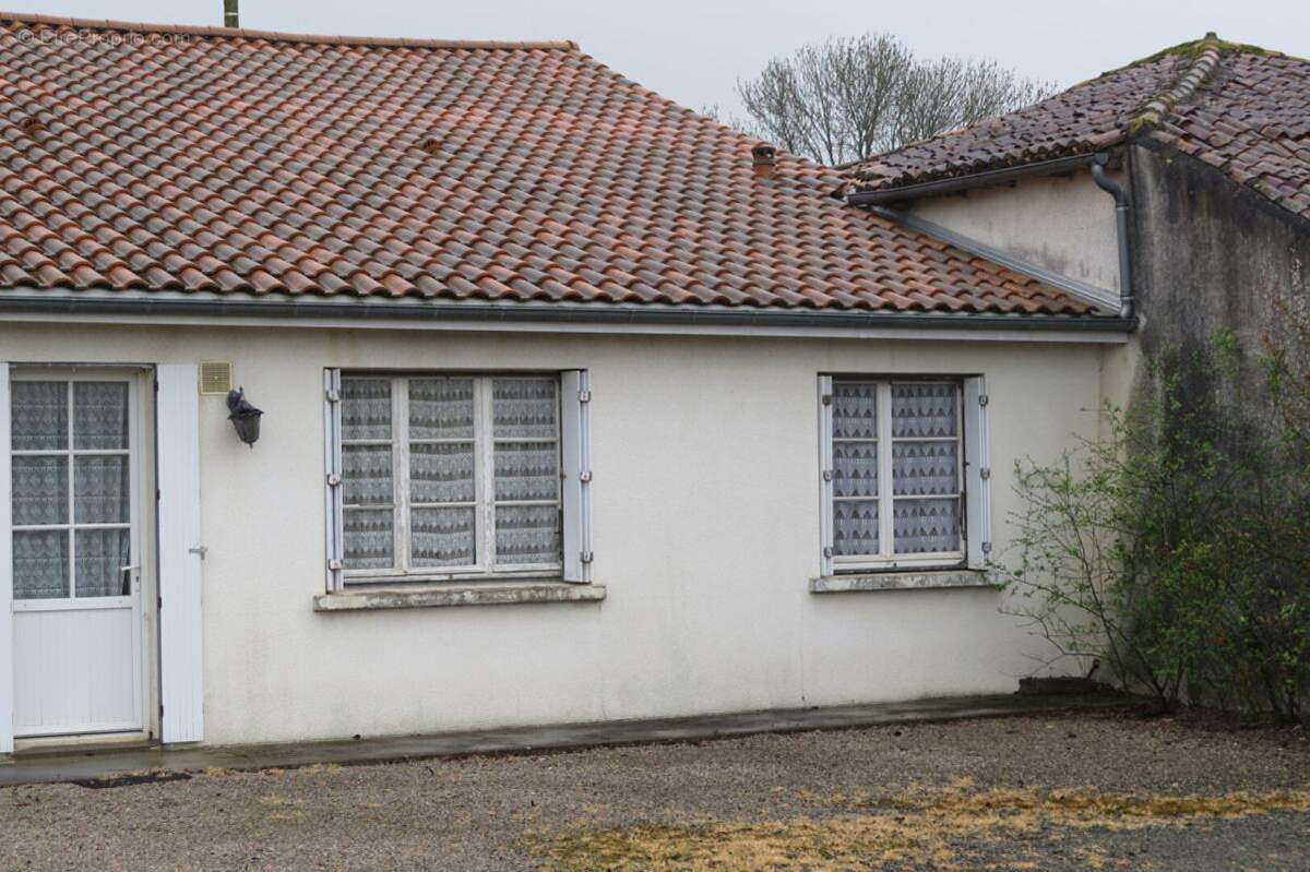 Maison à L'ABSIE