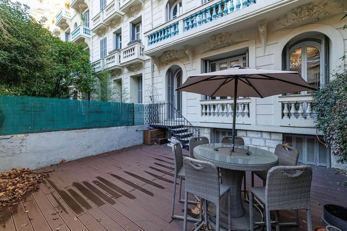 Appartement à NICE