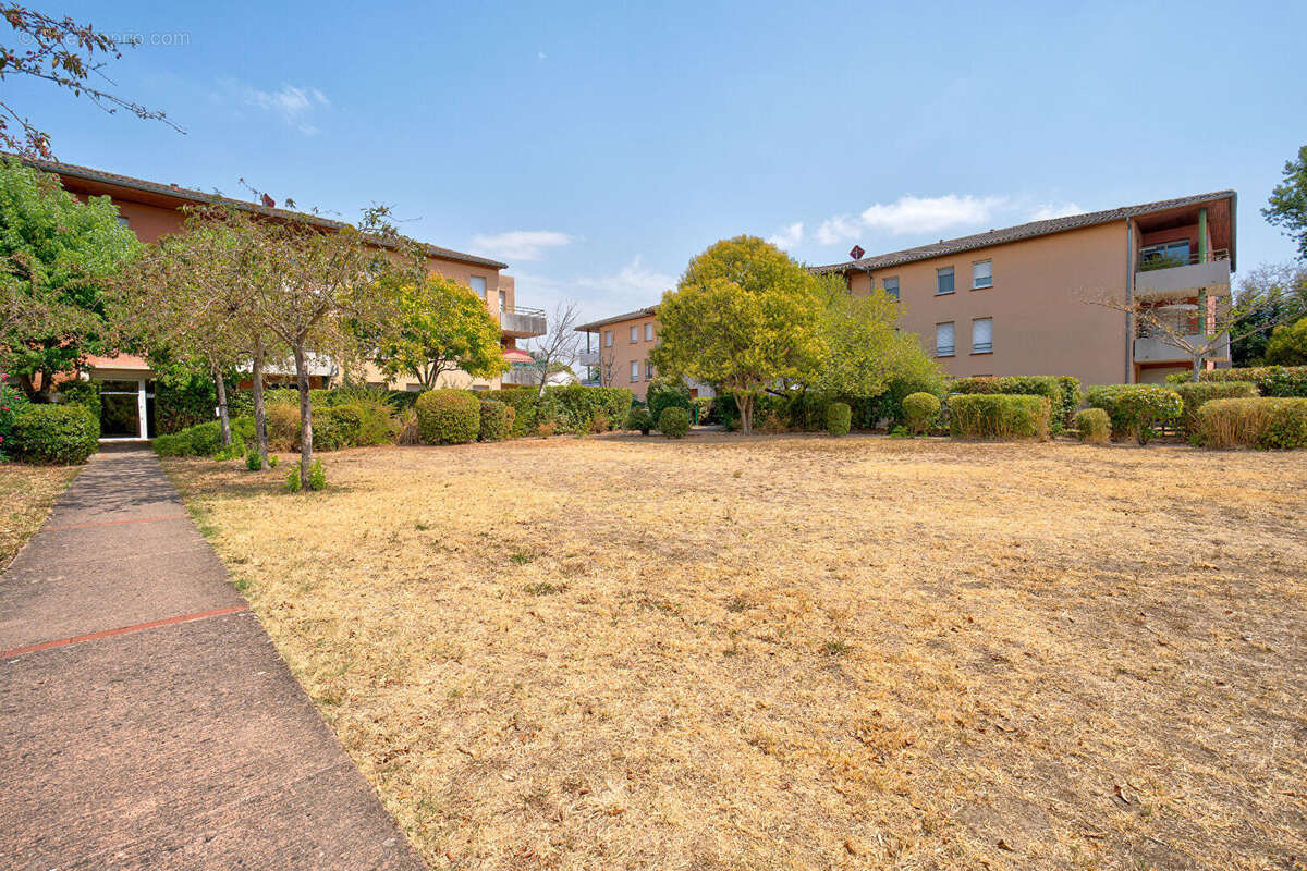 Appartement Toulouse 3 pièces avec piscine - photo 8