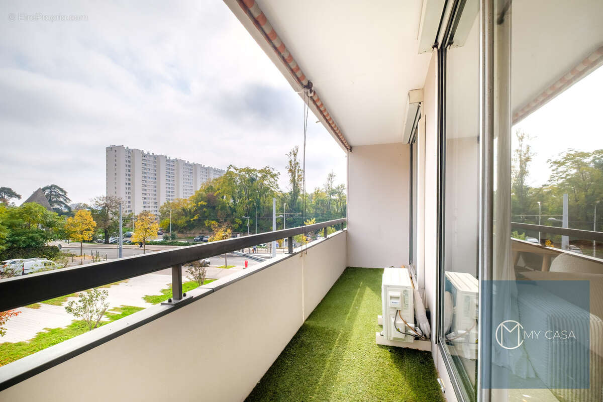 Appartement à LYON-9E