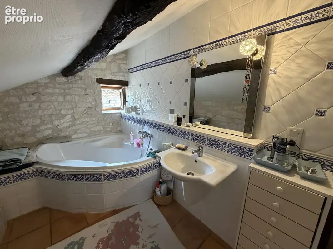 Propriété de caractère en pierre - photo 15