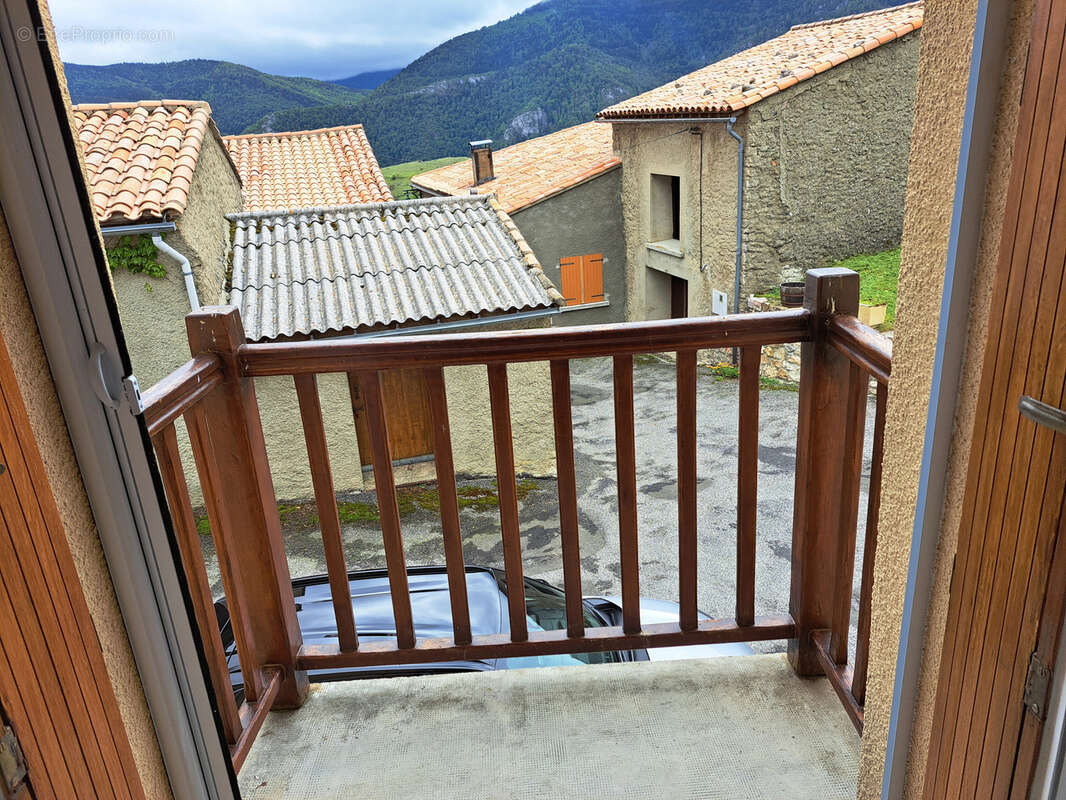 Maison avec vue dégagée et exposition plein SUD, potager et garage non attenants - photo 5
