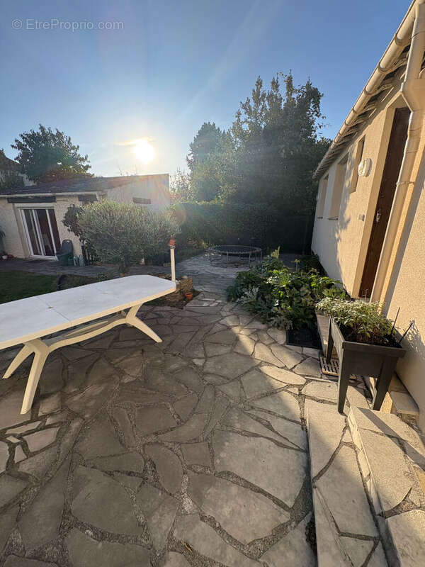 Maison à LE BLANC-MESNIL