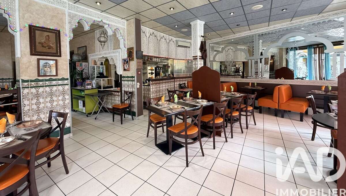 Photo 3 - Commerce à SAINT-HILAIRE-DU-HARCOUET