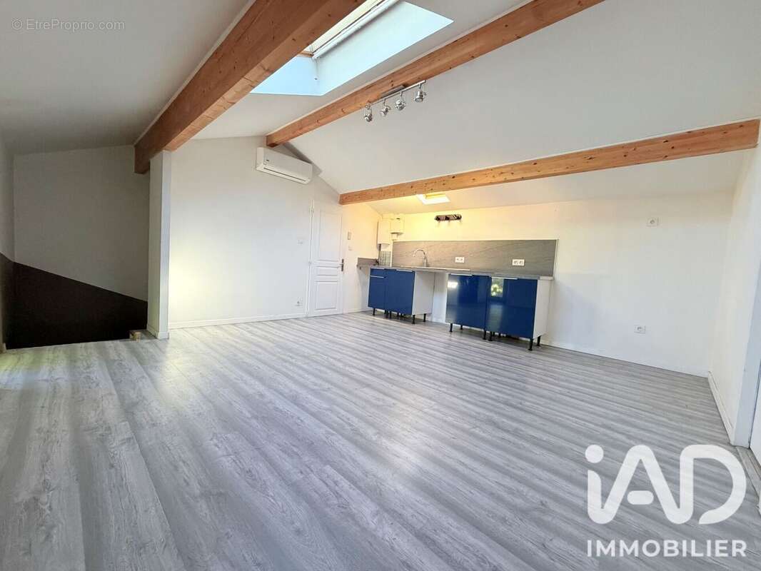 Appartement 90 m² à Saint-Rambert-D'albon  - photo 3