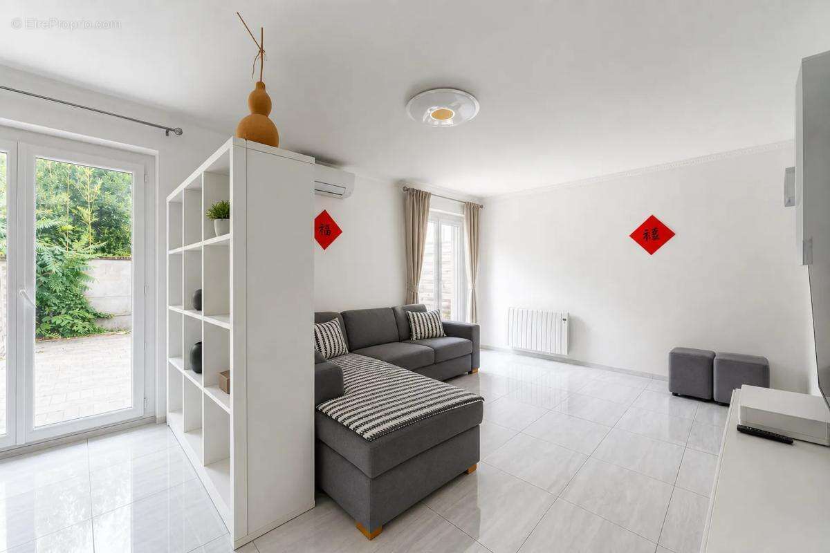 Appartement de 3 pièces de 80 m² située à Mérignac - photo 2