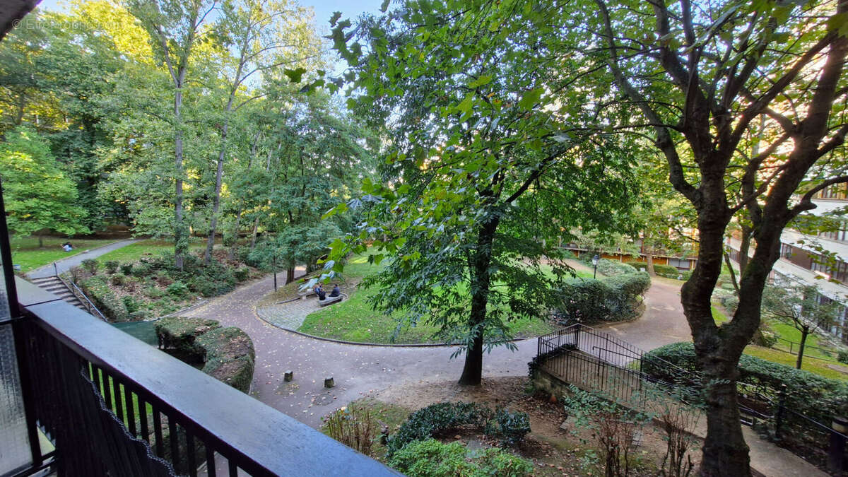 Appartement à FONTENAY-LE-FLEURY