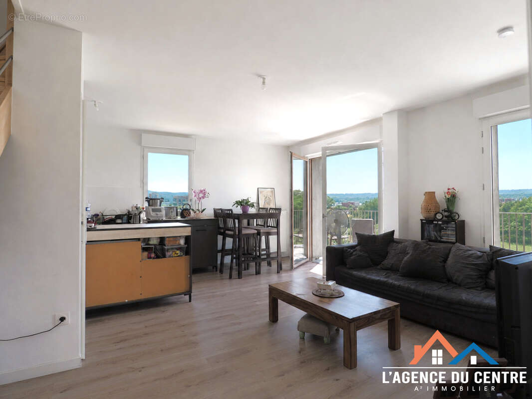 Appartement à CARRIERES-SOUS-POISSY