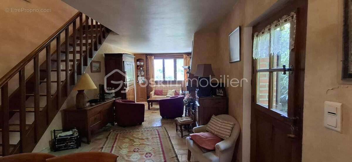 Maison à LA SELLE-SUR-LE-BIED