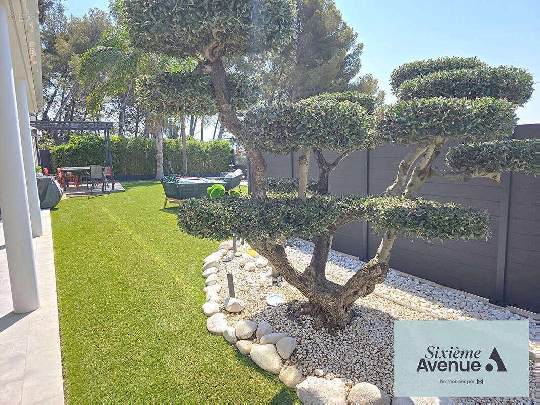 Appartement à SANARY-SUR-MER