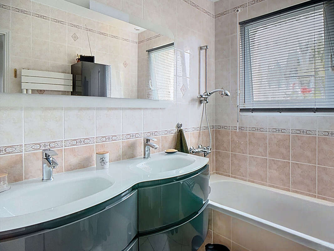 Maison bord de mer 4 chambres a vendre plouneour brignogan plages - photo 9
