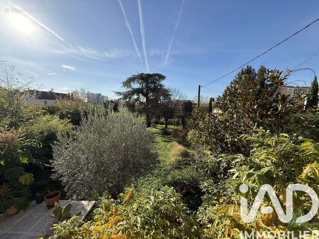 Photo 2 - Maison à LYON-8E