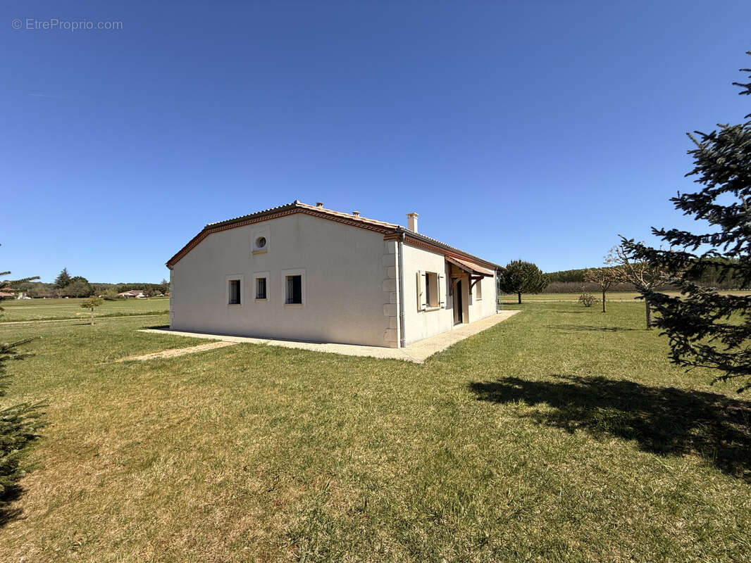 Maison à LEDAT