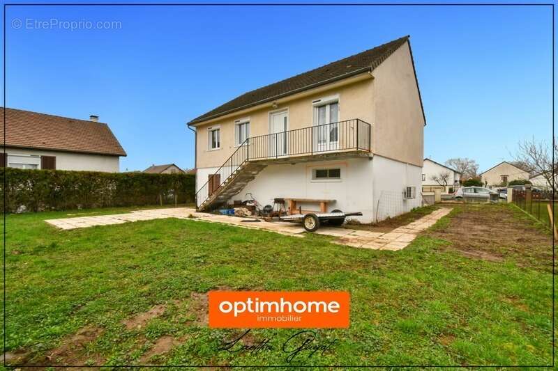 Maison à TOULON-SUR-ALLIER