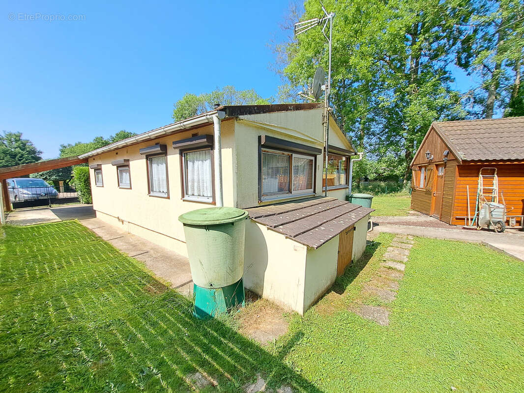 Maison à EGRISELLES-LE-BOCAGE