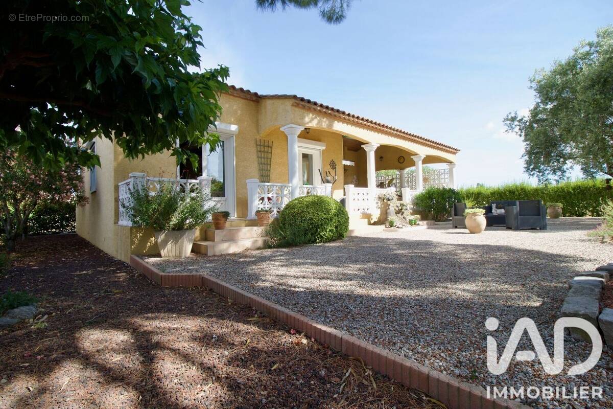 Photo 1 - Maison à USCLAS-D'HERAULT